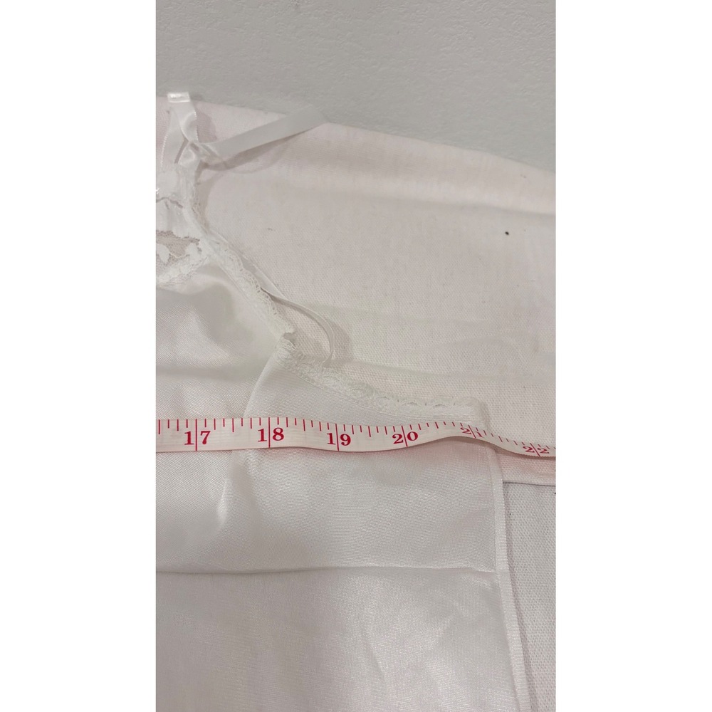 Vassarette White Nylon Full Slip Lace Trim Adjustable Strap Style 10-805 Size 28 - Picture 7 of 9